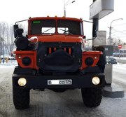 Автомобиль Урал седельный тягач