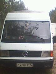  Авто Мерседес МВ100D